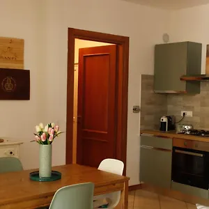 https://la-casa-di-16159.hotelitalianriviera.com