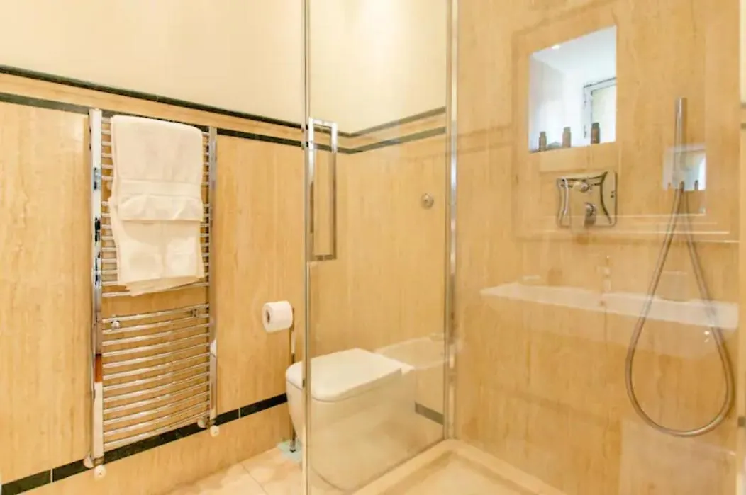 La Petite Maison Piave Rome